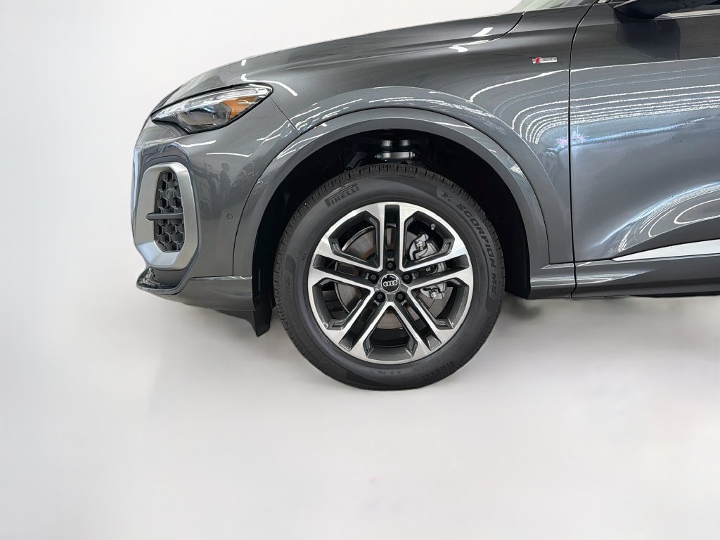 New 2026 Audi Q5 Premium Plus AWD/4WD image 23