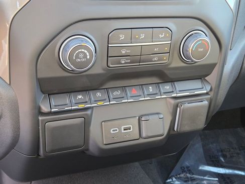 Certified 2025 Chevrolet Silverado 1500 Custom image 20