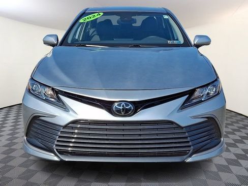 Used 2024 Toyota Camry LE w/ Convenience Package FWD image 2