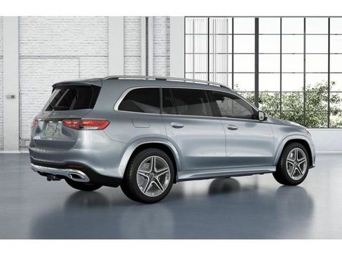 Used 2025 Mercedes-Benz GLS 450 4MATIC image 21