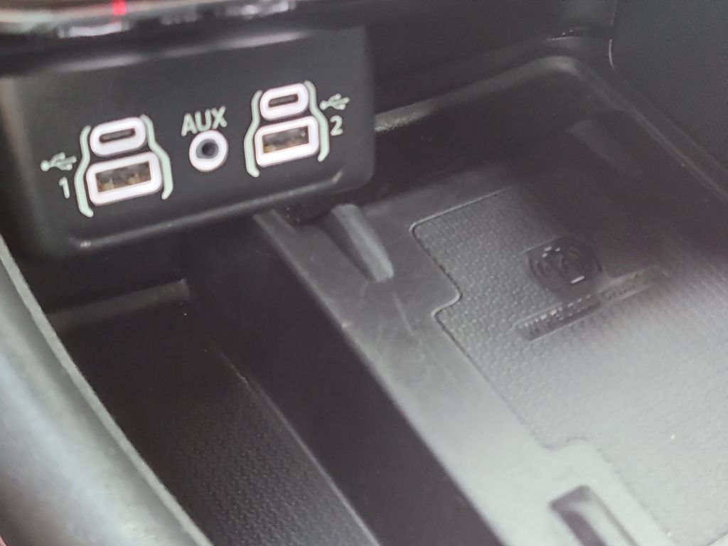 Used 2022 Dodge Durango R/T RWD image 32