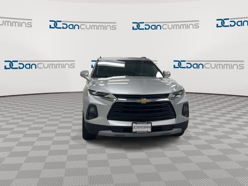 Used 2019 Chevrolet Blazer LT FWD image 3