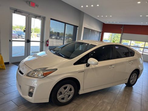 Used 2011 Toyota Prius Two image 8