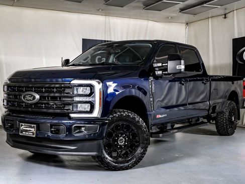 Used 2024 Ford F350 Lariat w/ Lariat Ultimate Package AWD/4WD image 4