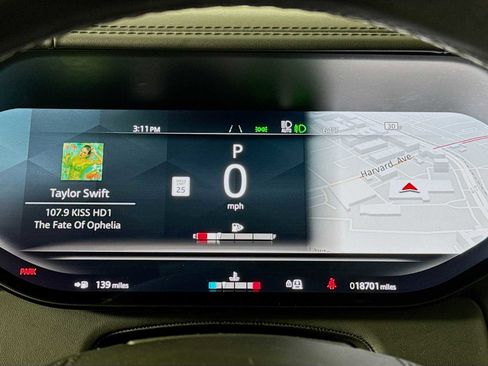 Used 2024 Land Rover Range Rover SE image 12