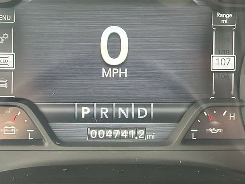 Used 2024 RAM 2500 Laramie image 32