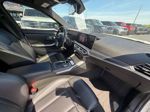 Used 2023 BMW 330e xDrive AWD/4WD image 25