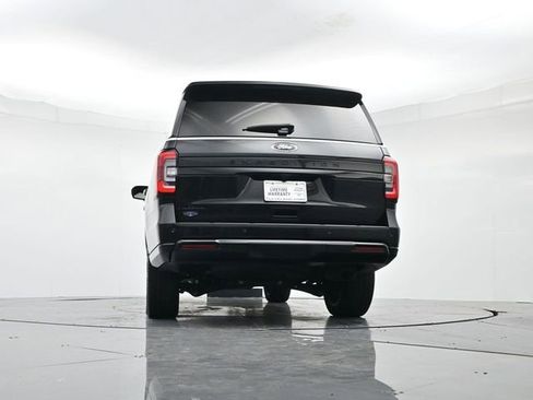 Certified 2024 Ford Expedition Limited image 40