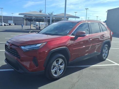 Certified 2022 Toyota RAV4 XLE w/ Convenience Package image 8