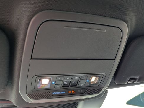Used 2023 Ford Explorer ST-Line w/ Class IV Trailer Tow Package RWD image 29