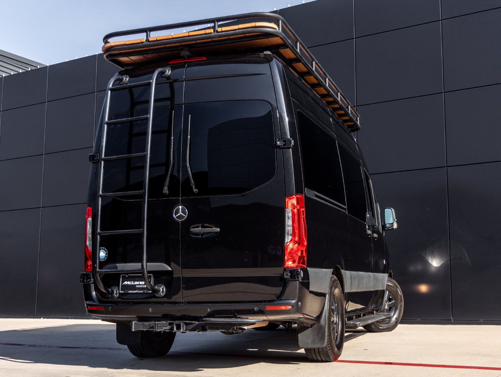 Used 2019 Mercedes-Benz Sprinter 2500 image 7