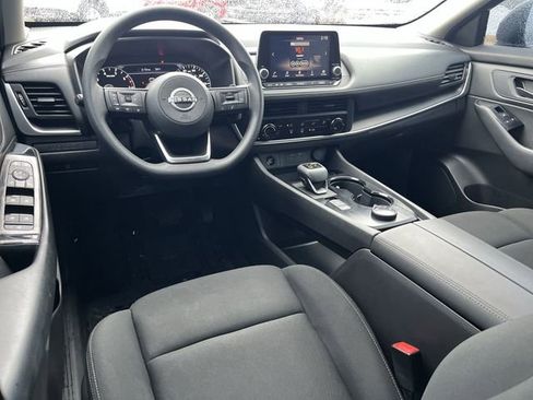 Used 2024 Nissan Rogue S image 35