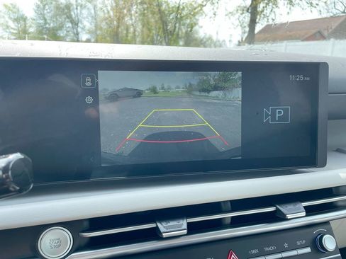 Used 2025 Hyundai Tucson SE image 43