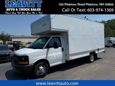 Used 2015 Chevrolet Express 3500 Extended RWD image 1