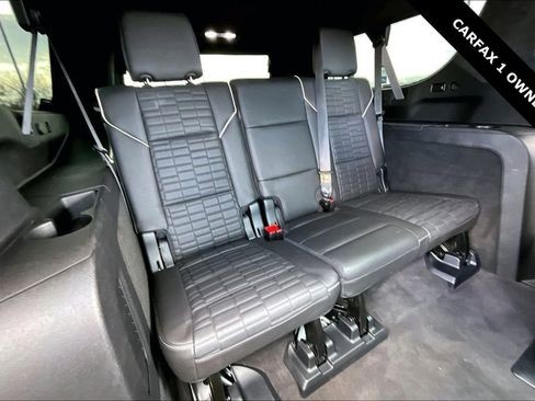 Used 2023 Cadillac Escalade ESV Sport Platinum w/ LPO, ONYX Package image 25