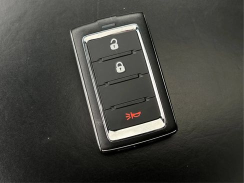 Used 2021 Jeep Grand Cherokee L Overland w/ Advanced Protech Group III AWD/4WD image 44