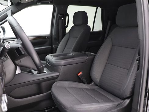 Used 2022 GMC Yukon SLE w/ Gmc Pro Safety Plus Package image 16