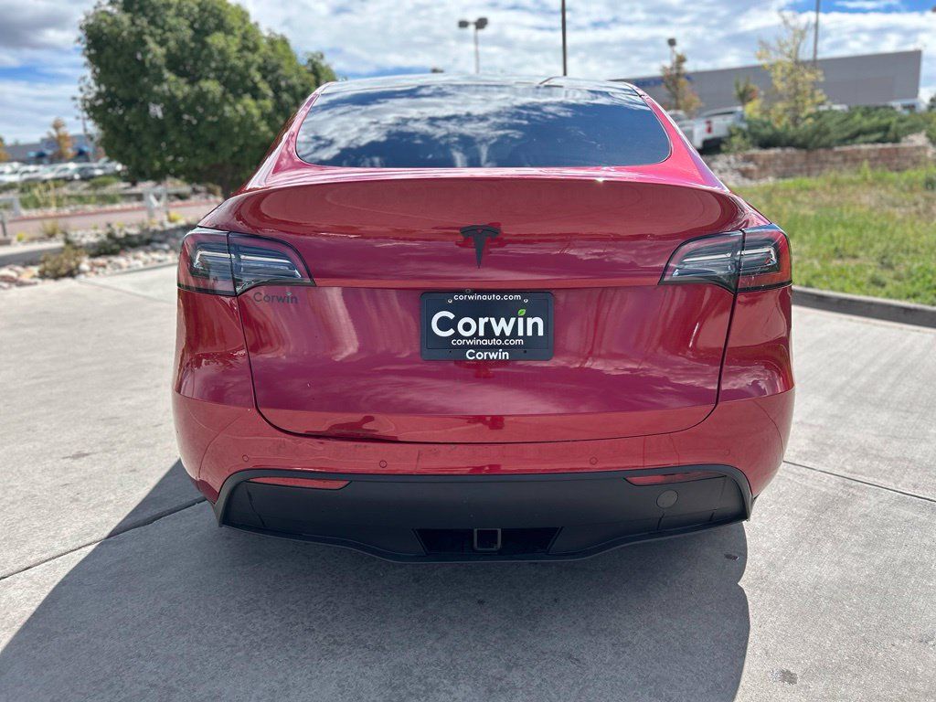Used 2022 Tesla Model Y Performance AWD/4WD image 6