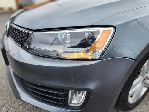 Used 2012 Volkswagen Jetta GLI Autobahn FWD image 33