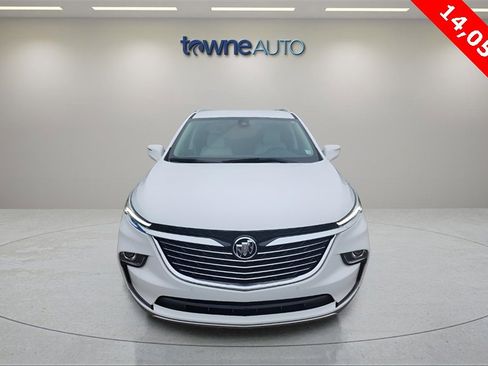 Used 2023 Buick Enclave Essence image 8