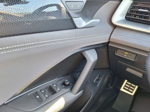 New 2026 Volkswagen Tiguan SE R-Line image 19