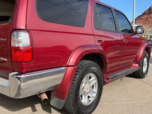 Used 2002 Toyota 4Runner SR5 image 24