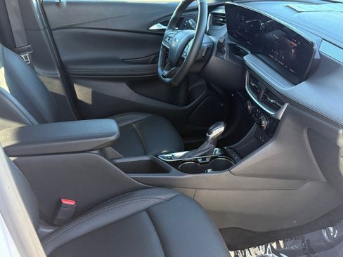 Used 2024 Buick Encore GX Sport Touring w/ Comfort Package image 10