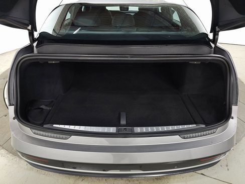 Used 2022 Lucid Air Grand Touring image 6