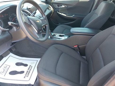 Used 2019 Chevrolet Malibu LT w/ Driver Confidence Package FWD image 13