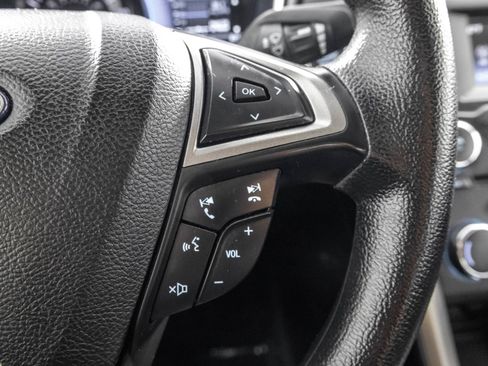 Used 2018 Ford Fusion SE FWD image 26