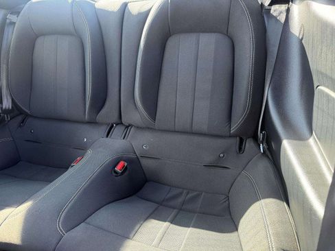 Used 2021 Ford Mustang Coupe image 37