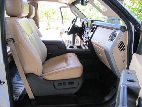 Used 2016 Ford F350 Lariat w/ Lariat Ultimate Package image 22