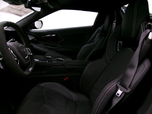 New 2026 Chevrolet Corvette E-Ray w/ Stealth Interior Trim Package AWD/4WD image 7