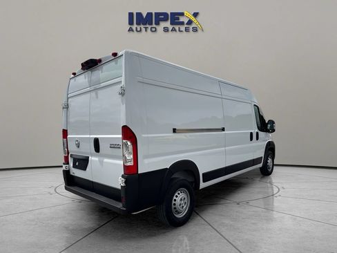 Used 2026 RAM ProMaster 2500 w/ Convenience Group FWD image 5