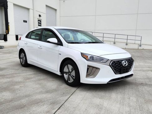 Used 2020 Hyundai Ioniq Blue image 3