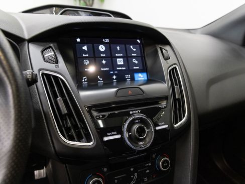 Used 2018 Ford Focus RS image 19