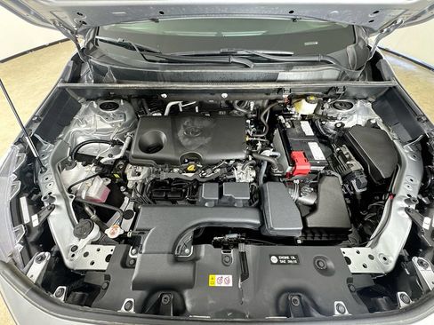 Certified 2024 Toyota RAV4 XLE AWD/4WD image 24