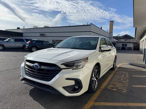 Used 2023 Subaru Legacy Premium image 4