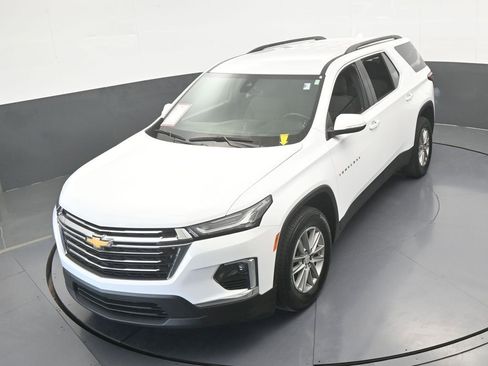 Used 2023 Chevrolet Traverse LT image 47