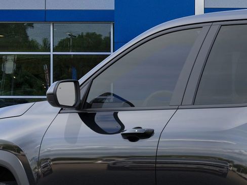 New 2026 Chevrolet Equinox LT w/ Convenience Package II image 36