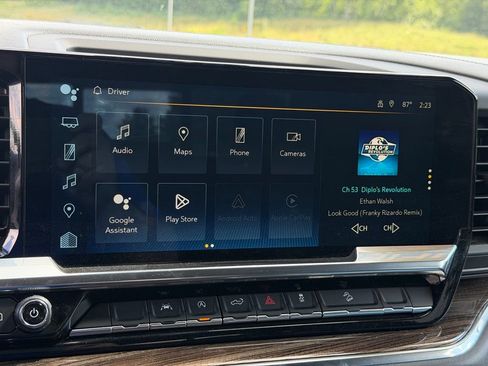 Used 2024 Chevrolet Silverado 1500 LT Trail Boss w/ Convenience Package II AWD/4WD image 10
