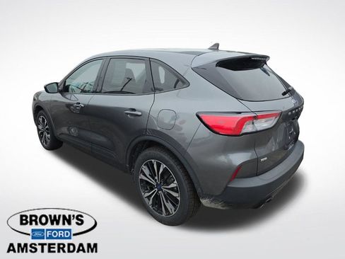 Used 2022 Ford Escape SE w/ SE Sport Appearance Package AWD/4WD image 4