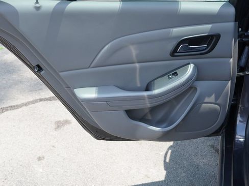 Used 2013 Chevrolet Malibu LS FWD image 26