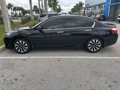 Used 2015 Honda Accord Hybrid Sedan image 5