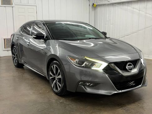 Used 2017 Nissan Maxima 3.5 SV FWD image 2