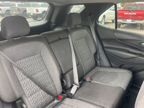 Used 2023 Chevrolet Equinox LT FWD image 18