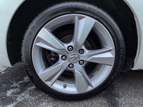 Used 2013 Acura ILX w/ Technology Package image 14