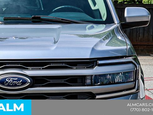 Used 2024 Ford Expedition XLT RWD image 14
