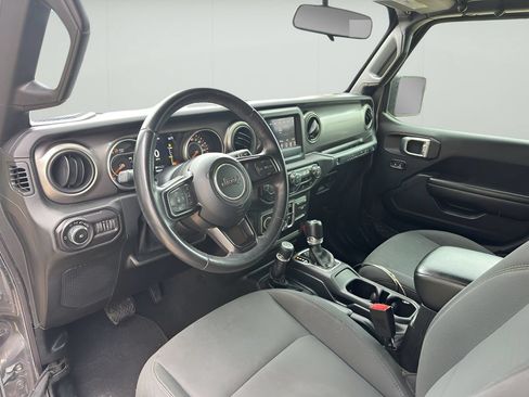 Used 2018 Jeep Wrangler Unlimited Sport S AWD/4WD image 33