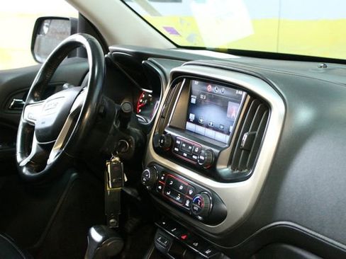 Used 2015 GMC Canyon SLT image 10